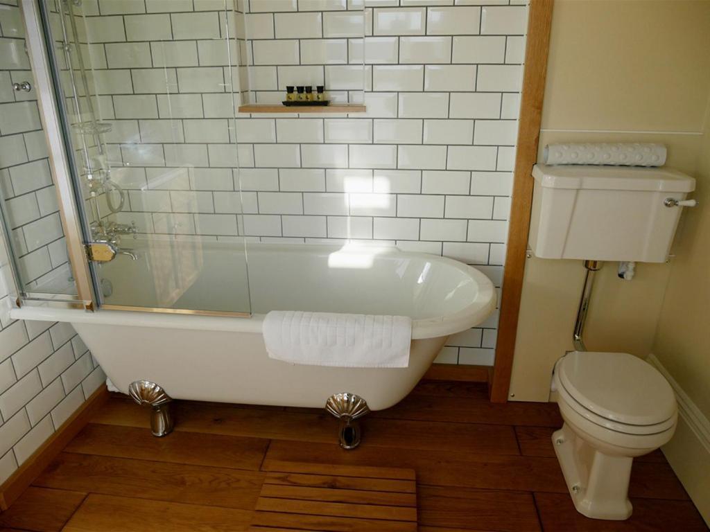 The White Hart 호텔 Whitchurch  외부 사진